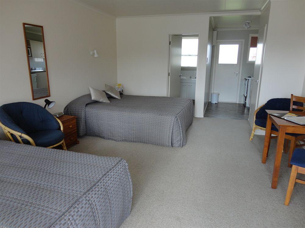 Aaa Thames Court Motel Oamaru Esterno foto