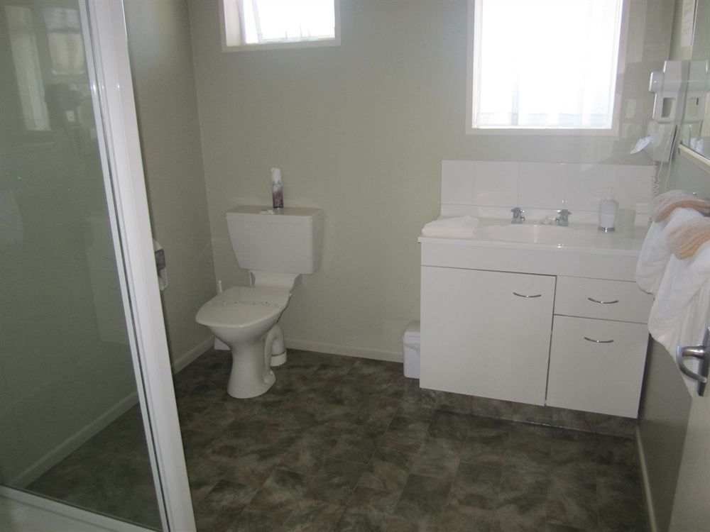 Aaa Thames Court Motel Oamaru Esterno foto