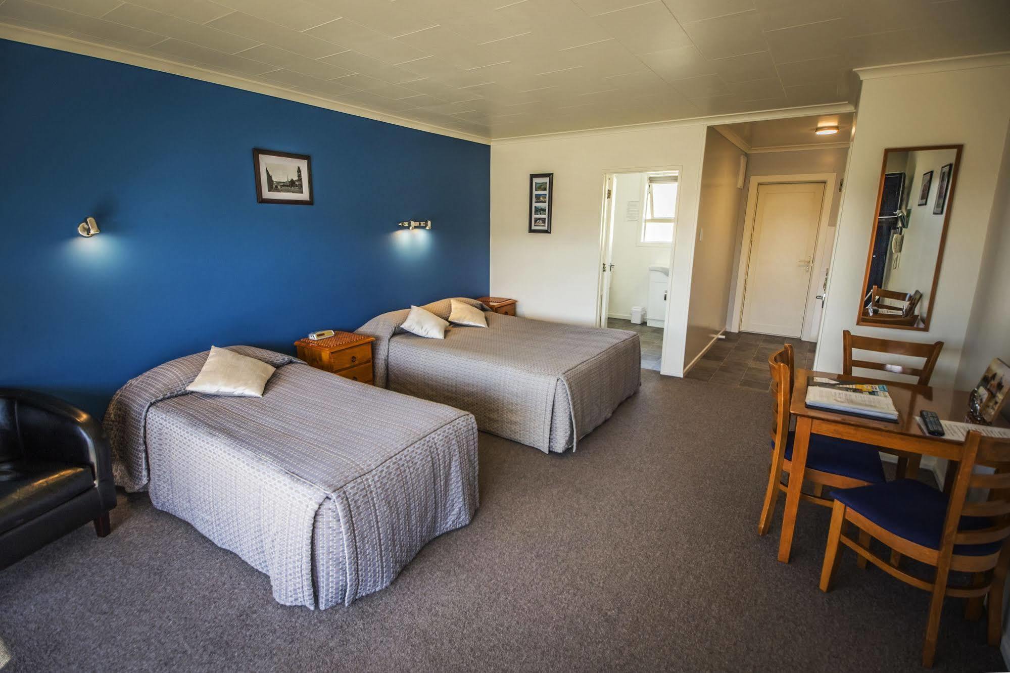 Aaa Thames Court Motel Oamaru Esterno foto