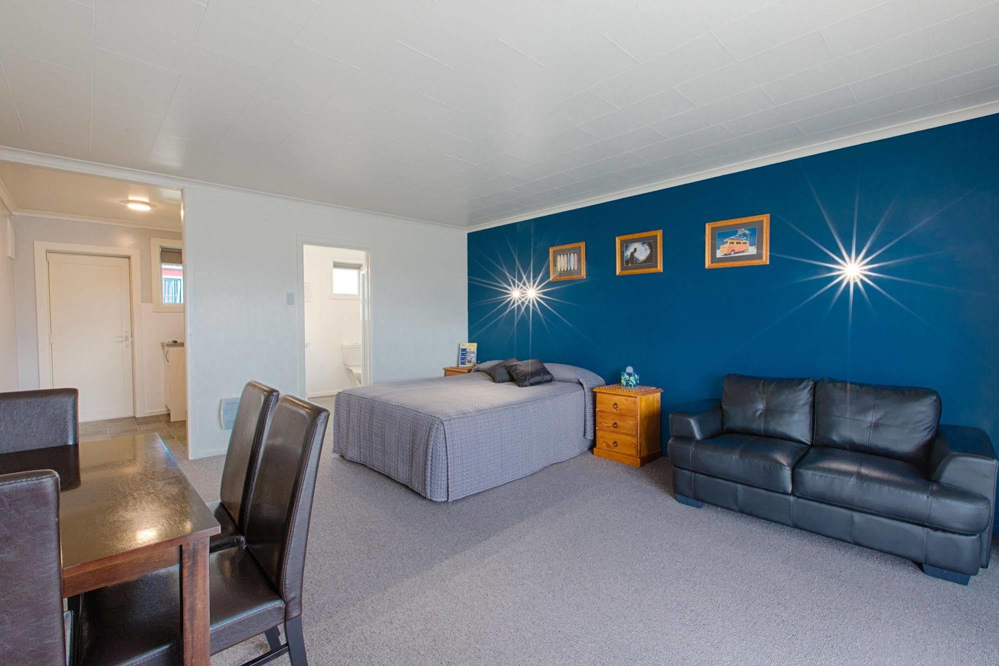 Aaa Thames Court Motel Oamaru Esterno foto