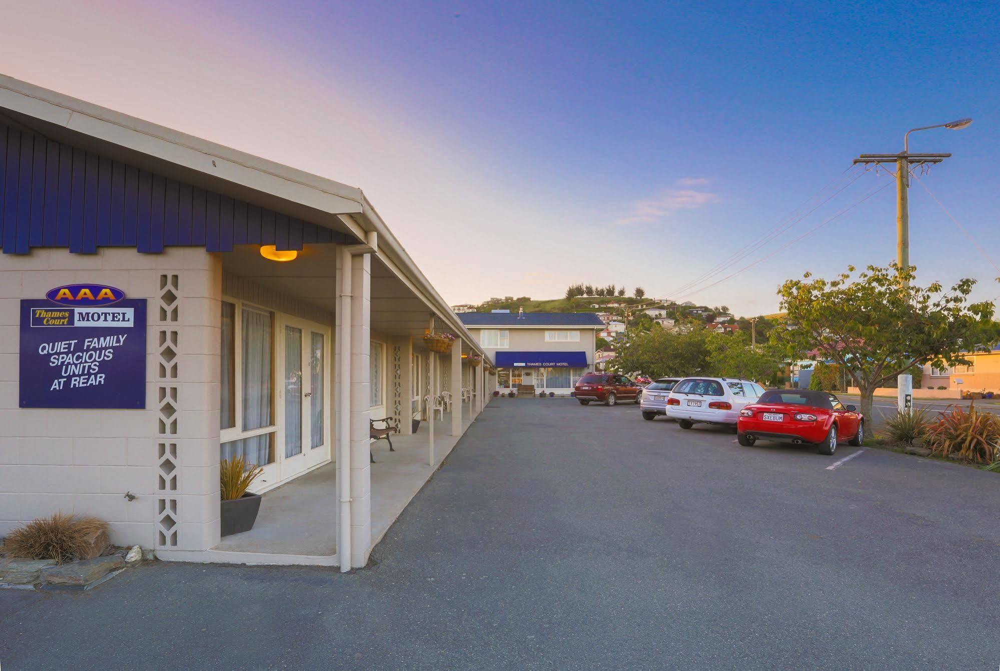 Aaa Thames Court Motel Oamaru Esterno foto